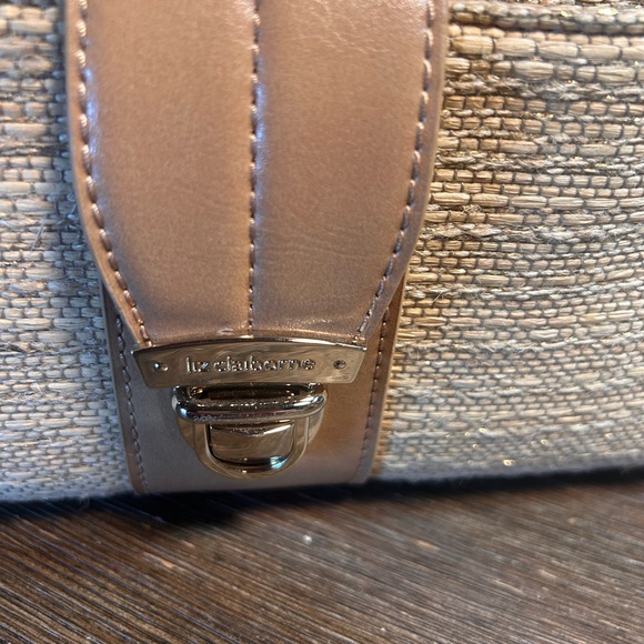 NWOT Liz Claiborne woven straw and leather handbag - Picture 7 of 9